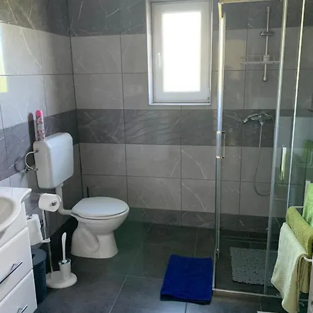 Appartement Pula E&e Loborika
